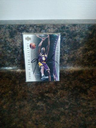 Kobe Bryant Upper Deck Autographed L.  A.  Lakers With