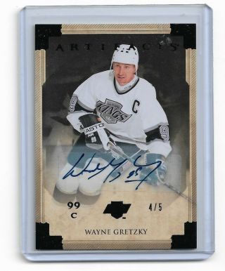 2013 - 14 Artifacts Wayne Gretzky Autograph 4/5