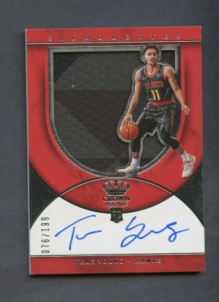 2018 - 19 Panini Crown Royale Silhouettes Trae Young Rc Rookie Jersey Auto /199