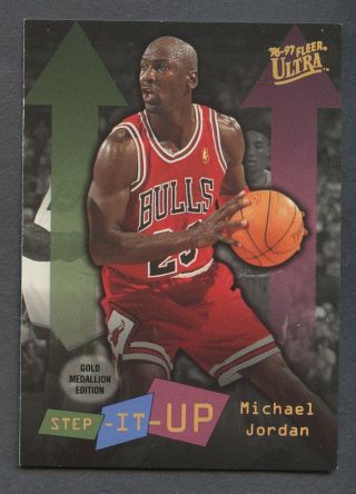 1996 - 97 Fleer Ultra Step - It - Up Gold Medallion Michael Jordan Chicago Bulls Hof