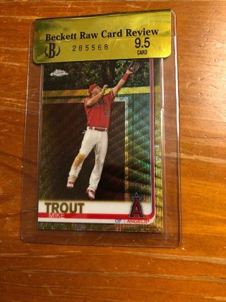 2019 Topps Chrome Bgs 9.  5 Mike Trout /50 Gold Wave Refractor Psa 10?