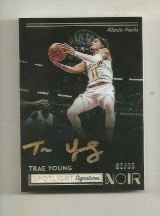 Trae Young 2018 - 19 Panini Noir Rc Auto 93/99 On Card Hawks Ex - Mt