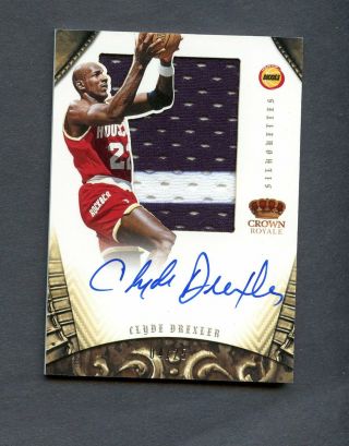 2012 - 13 Preferred Silhouettes Clyde Drexler Rockets Patch Auto 4/24