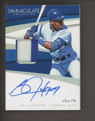2018 Immaculate Platinum Bo Jackson Royals Game Patch Auto 1/1