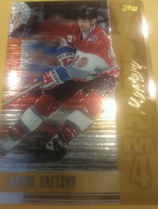 1998 99 Topps Gold Finest Mystery Refractor Wayne Gretzky Team Canada M4