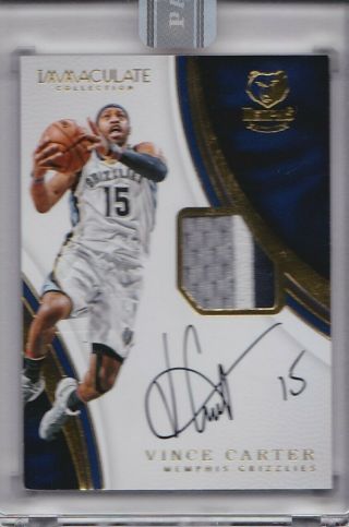 2016 - 17 Immaculate Vince Carter Game Patch Auto Black Box 1/1 Grizzlies