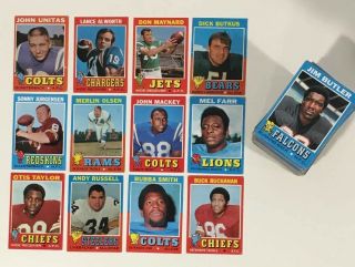 1971 Topps Football Nearly Complete Set Of 233 Including 39 Hofs And 81 Rookies