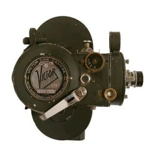 Vintage Antique Victor 16mm Cine Movie Camera Model 4 - One Lens -
