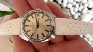 Junghans 17 Jewels Made In Germany,  Rare Vintage,  Calibre 620.  52.