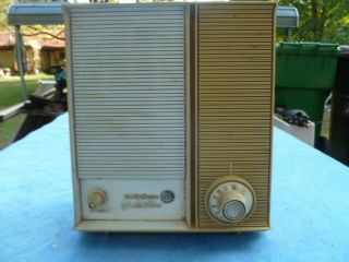 Antique 1966 Westinghouse H - 201 - T5 Golden - Tone Spacemaker Tube Radio