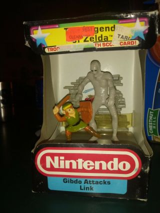 Nintendo Trophy Figure - The Legend Of Zelda Rare Gibdo Attacks Link 1988 Cib