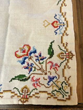 Antique Table Topper Vtg Linen Cross Stitch Floral Embroidery Runner Doily C1