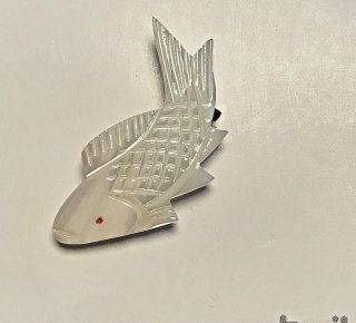 Unusual Vintage Antique Mother Of Pearl Mop Hand Carved Fish Brooch Pin