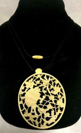 Gorgeous Antique Chinese Hand Carved Lace Extra Large Pendant Necklace