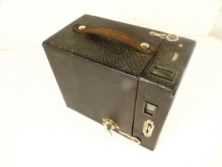 Antique - Collectable 1907 - 1933 Eastman Kodak No 2a Model B Brownie Box Camera