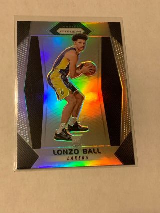 2017 - 18 Lonzo Ball Panini Prizm Rc Silver Rookie.  Rare Card
