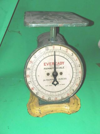Vintage Eveready Family Scale 24lb Old Farm House Green Paint Kitchen Decor
