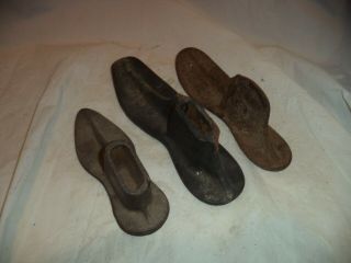 Antique Cast Iron Malleable (1) Anvil Cobblers Stand With 3 Shoes