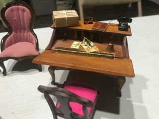 Vintage Dollhouse Victorian Living Room Furniture and Accessories 2
