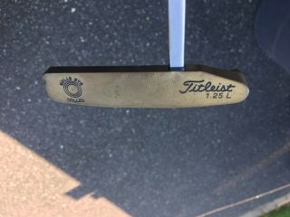 Titleist Bullseye Putter 1.  25l Grip & Cover In Great Shape Very Rare