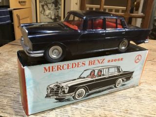 Rare Early Made In Hong Kong Plastic Friction Mercedes 220 Se Car Boxed