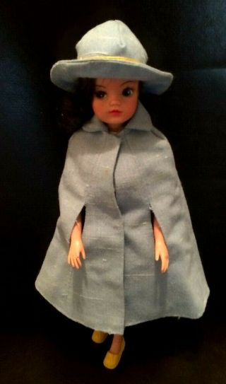 Vintage Sindy Doll With Blue Cape & Hat 1970 