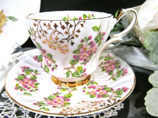 QUEEN ANNE tea cup and saucer apple blossom pattern teacup gold gilt work 1940 ' s 2