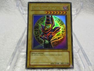Dark Magician - Lob - 005 - Ultra Rare Holo Yugioh Unlimited Card