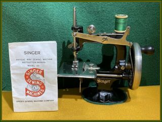 Rare Antique Singer Model 20 Script Singer Toy Hand Crank Sewing Machine