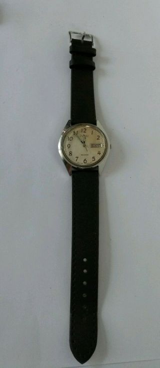 Gents Vintage Pulsar Quartz Date Watch 335663 leather strap & battery fitted 2