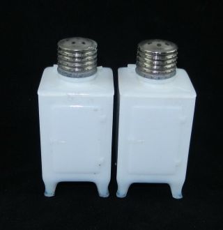 Antique Milk Glass Ge Monitor Westinghouse Refrigerator Salt Pepper Shakers Dca