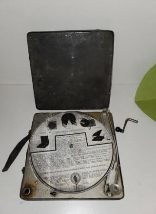 Antique/Vintage 1922 Polly Portable Phonograph 78RPM Record Player in Case 2
