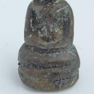 RARE SMALL CHINESE/TIBETAN BRONZE FIGURE OF A SEATED BUDDHA,  MING DYNASTY 3