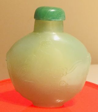 Rare Antique Chinese Light green Jade Snuff Bottle 19th Century 3