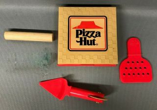 Vintage 1991 Play - Doh Pizza Hut Make - A - Meal Kids Mold Play Set Kenner 5 Pc Rare