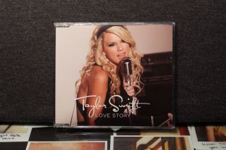 Taylor Swift - Love Story (rare 3 - Track Au Cd Single Enhanced With Music Video)