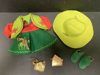 Vintage Vogue Ginny 1953 Cowgirl 38 (twin Series) Green & Red Felt With Gun