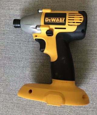 Rare Great Dewalt 18 Volt 1/4 " Compact Impact Driver Dw056 Bare Tool Only