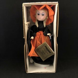 Vtg 1987 Seymour Mann Halloween Witch Musical Doll Music Box