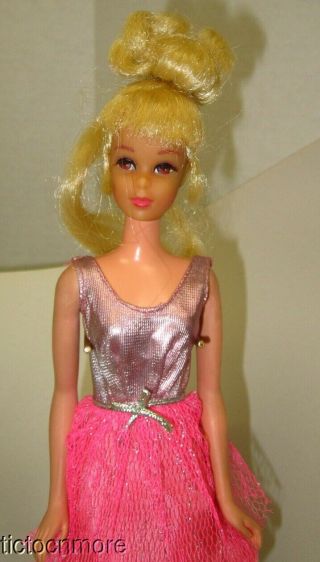 Vintage Barbie Cousin Francie Grow Pretty Hair Doll Mod Era 1129 W/ Dress