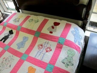 Vintage RUSTIC Feed Sack Hand Sewn SUNBONNET SUE & OVERALL SAM Applique Quilt 2