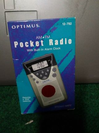 Rare Radio Shack Optimus 12 - 792 Am Fm Pocket Radio W/ Alarm Built In