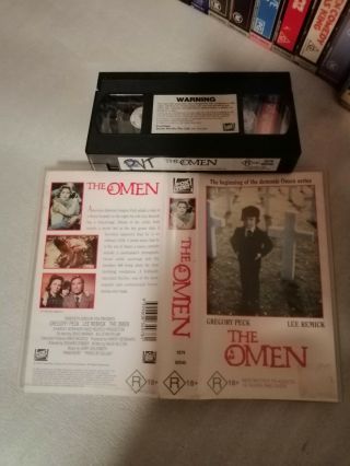 The Omen (1976) Rare Australian Fox Video Release Vhs Issue Cult Classic Horror