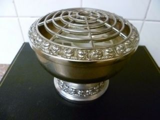 A Vintage Large Silver Plated Rose Bowl.  Silver Plated Rose Bowl By 