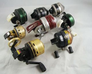 Group Of 8 Old Vintage Spincast Reels - Johnson - Zebco - Ted Williams - Daiwa