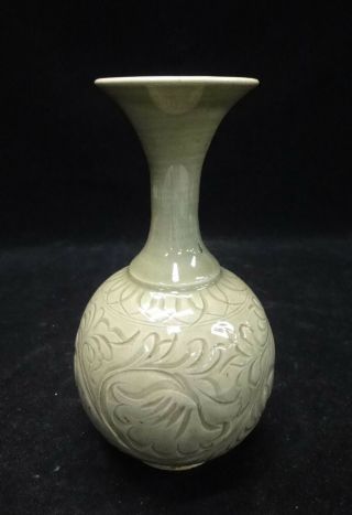 Very Fine Rare Chinese Old " Longquan " Kiln Hand Carving Porcelain Bottle Vase
