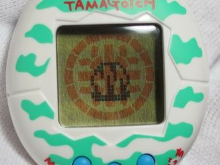 W/Box Rare color BANDAI Tamagotchi Mothra 1997 Japan Mothrachi Virtual Pet 3
