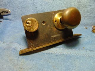 Large vintage mortis door lock,  brass knobs,  & knob plates,  no key for lock. 3