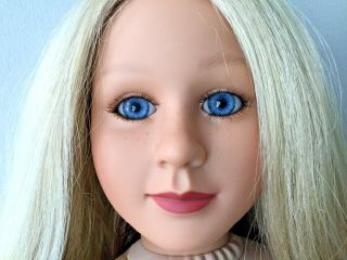 My Twinn Posable Doll Long Blond Hair,  Blue Eyes (neck 1997/ Tag 2003)