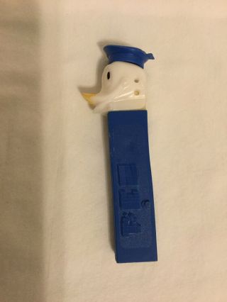 Vintage Donald Duck PEZ Dispenser - RARE No Feet See Letter Placement 2